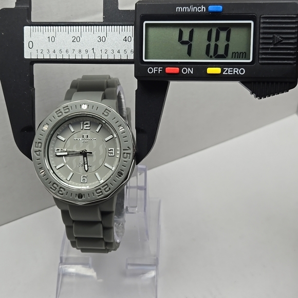 Oceanaut OC0226 Men's Watch Stainless Steel Silicone Quartz 3ATM New Battery - Picture 4 of 10